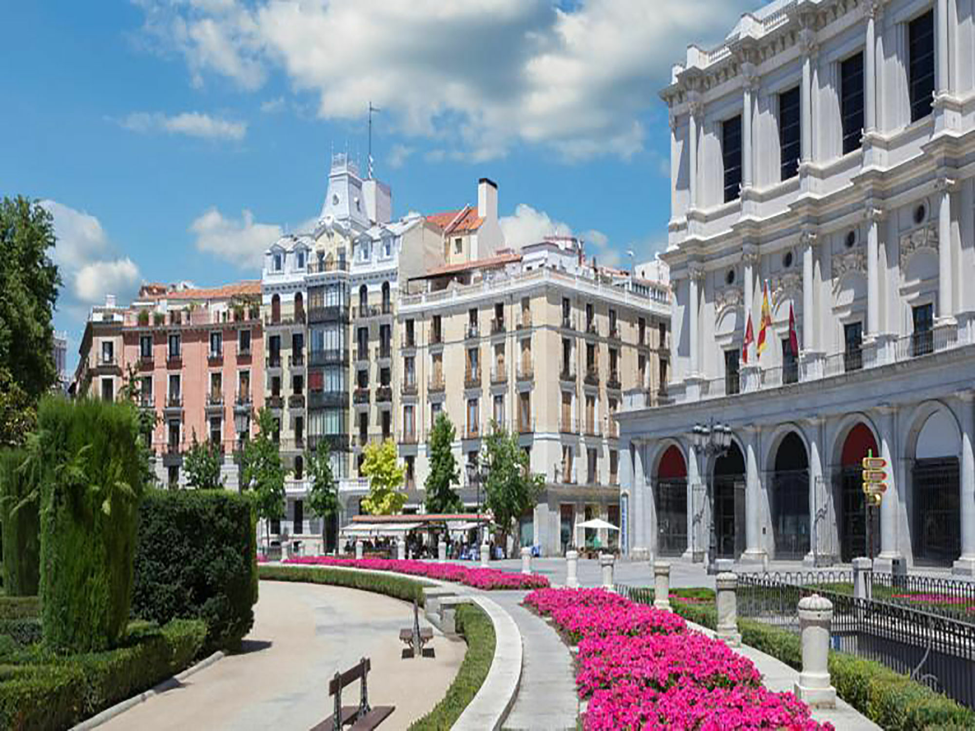 Hostal Arriaza Madrid Exterior foto